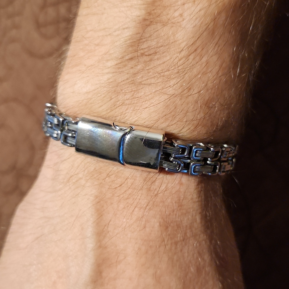 Elegant Silver Chain Bracelet. 8" Double Byzantine Link Bracelet.